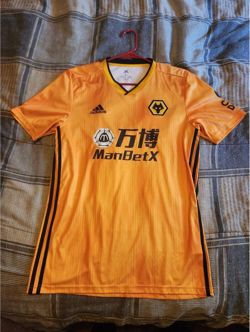 Wolverhampton 2019/2020 England Home Soccer Jersey Size M